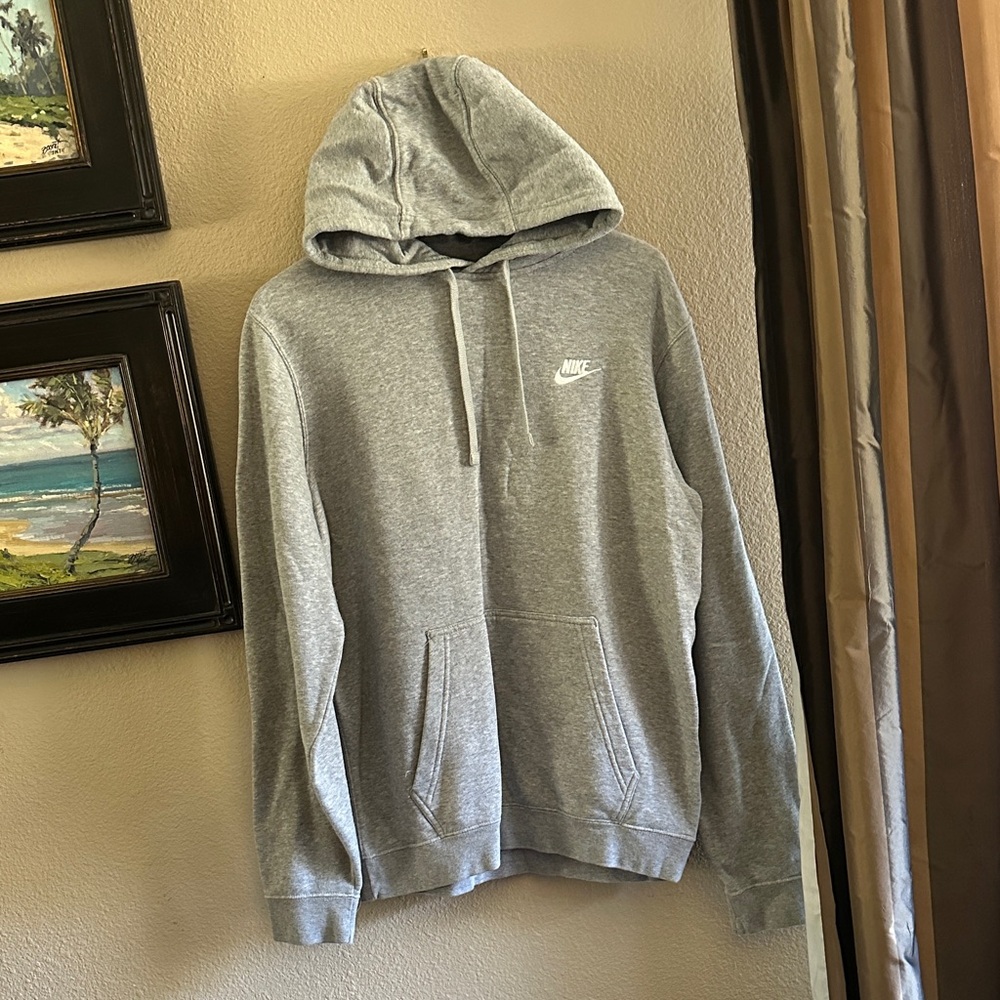 Nike Men's Light Gray Hoodie